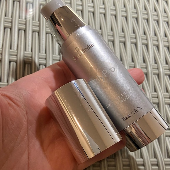 SkinMedica - Glypro Antioxidant Serum - 29.6 ml 1 fl oz - Picture 10 of 10
